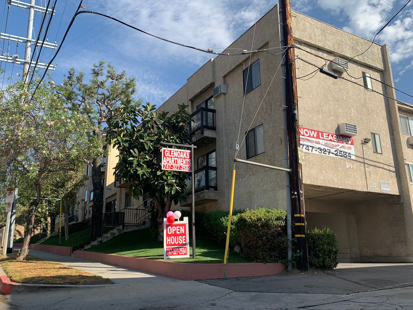 Pacoima Apartment: 10800 Glenoaks Blvd.