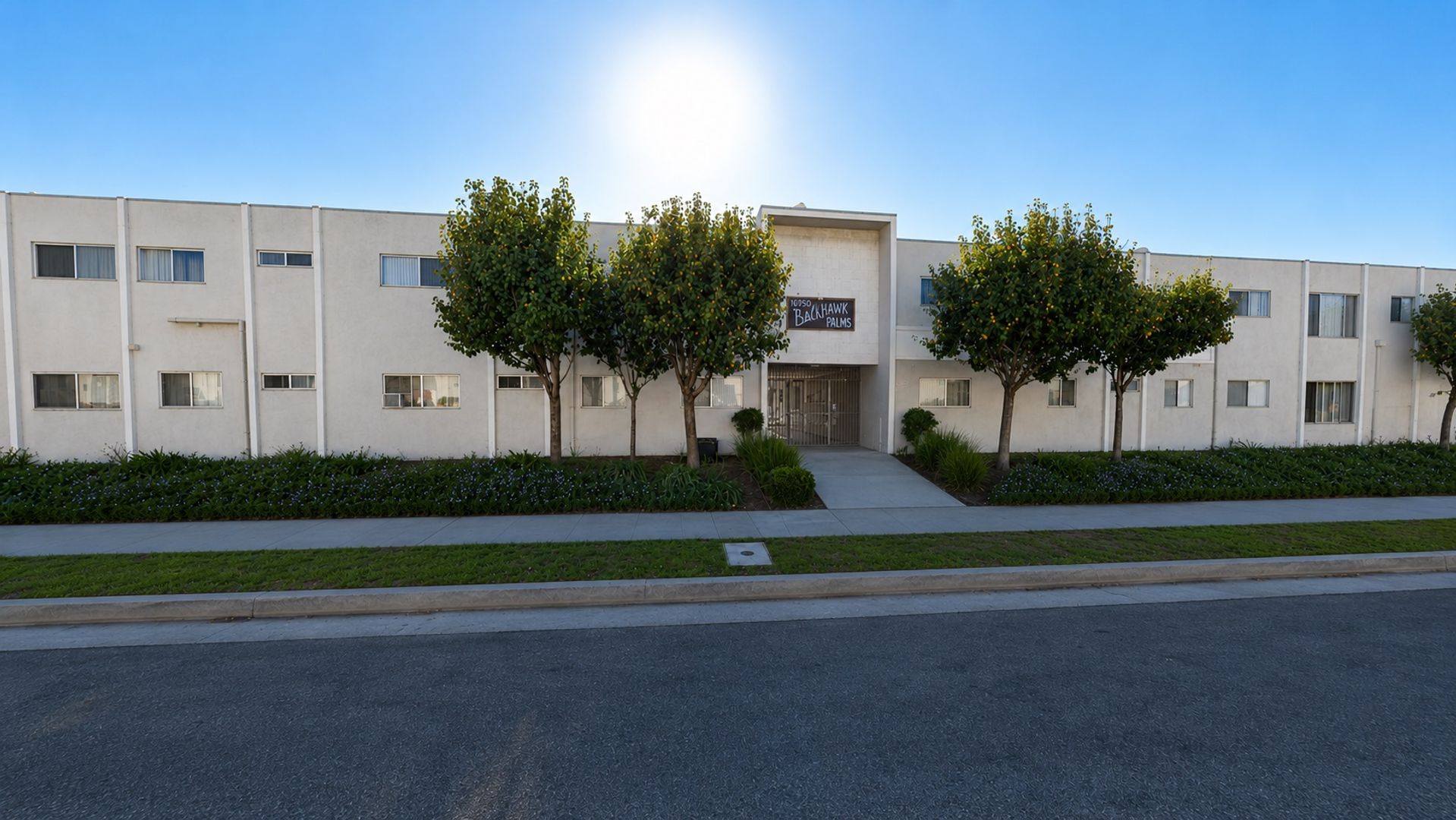 Granada Hills Apartment: 16950 Blackhawk Street