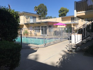 Canoga Park Apartment: 21701-21715-21727 Parthenia St