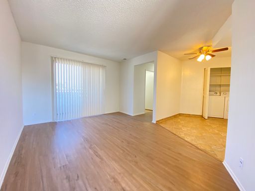 1 Bed / 1 Bath in NOHO - In Unit Washer/Dryer & Central AC – photo 1