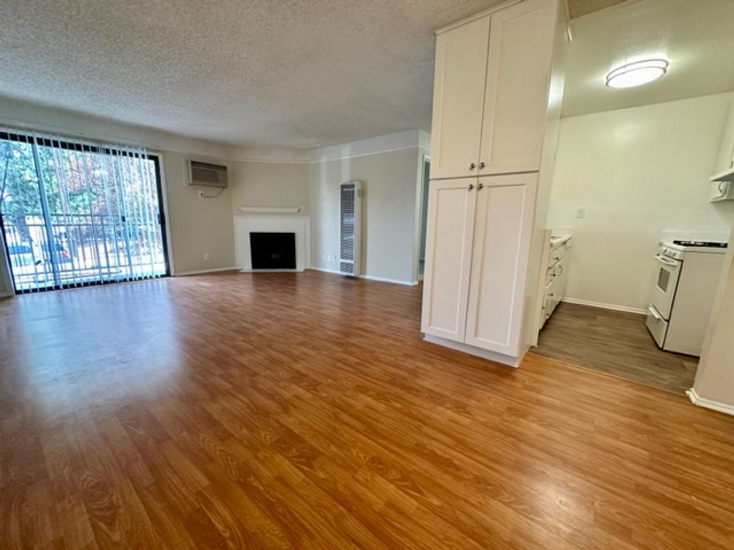 Northridge Apartment: 17841 Lassen Street