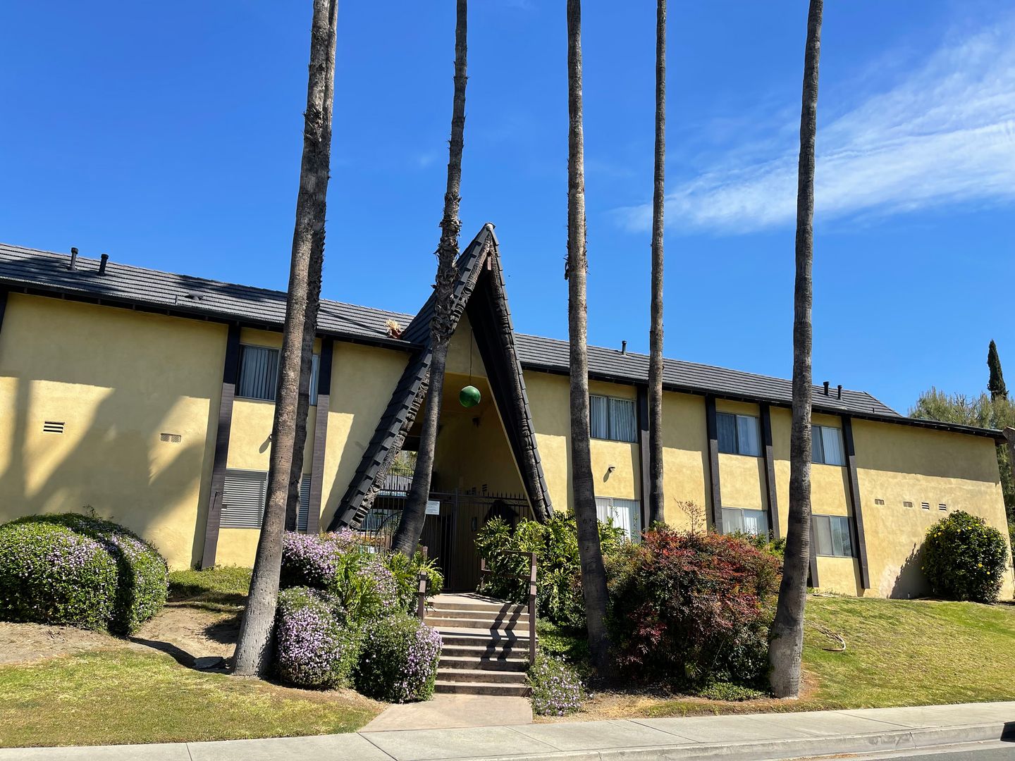 Duarte Apartment: 1817 2nd Street