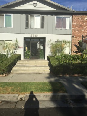 Beautiful one Bdm Newly Renovated/ Hard Floors/ Canoga Park