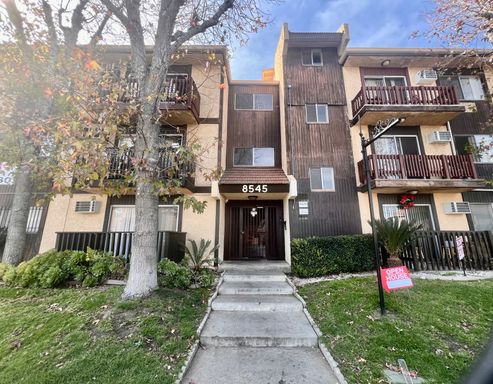 SPECIAL ! $500 OFF ON FIRST MONTH RENT!