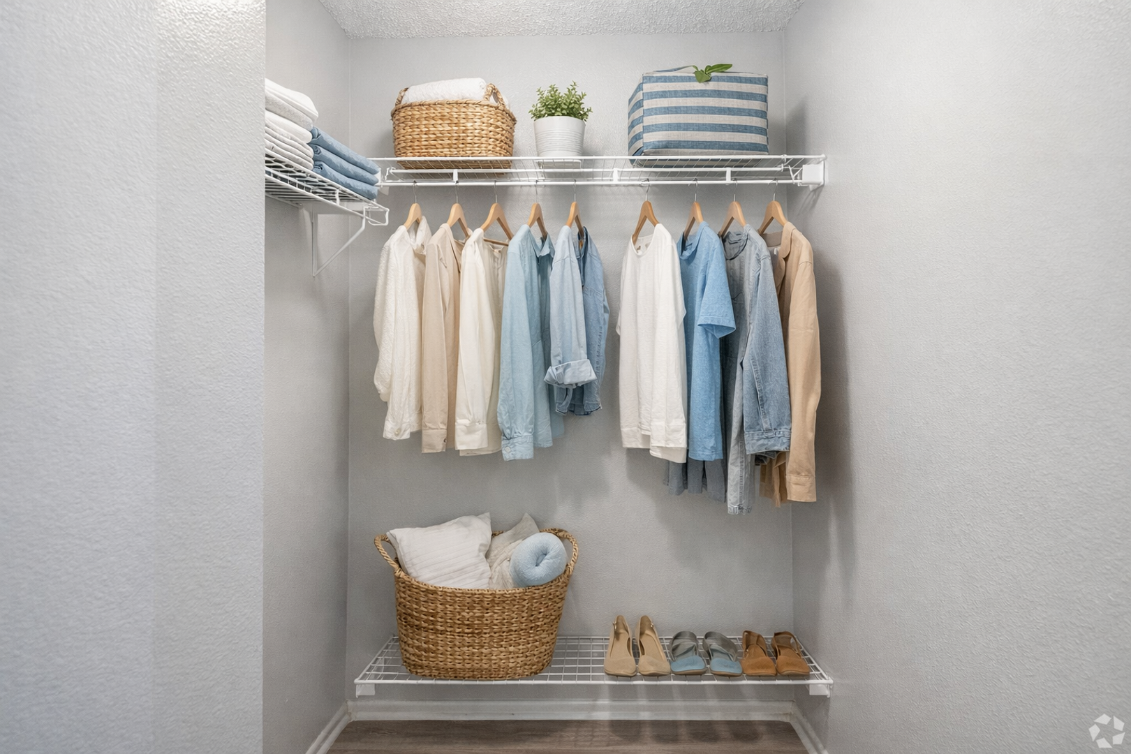 Seminole Apartment: 7525 83rd St N