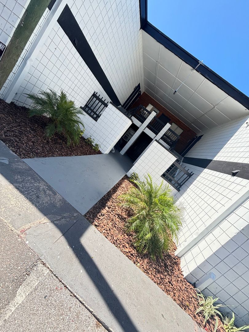 Tampa Apartment: 13710 N 19TH ST