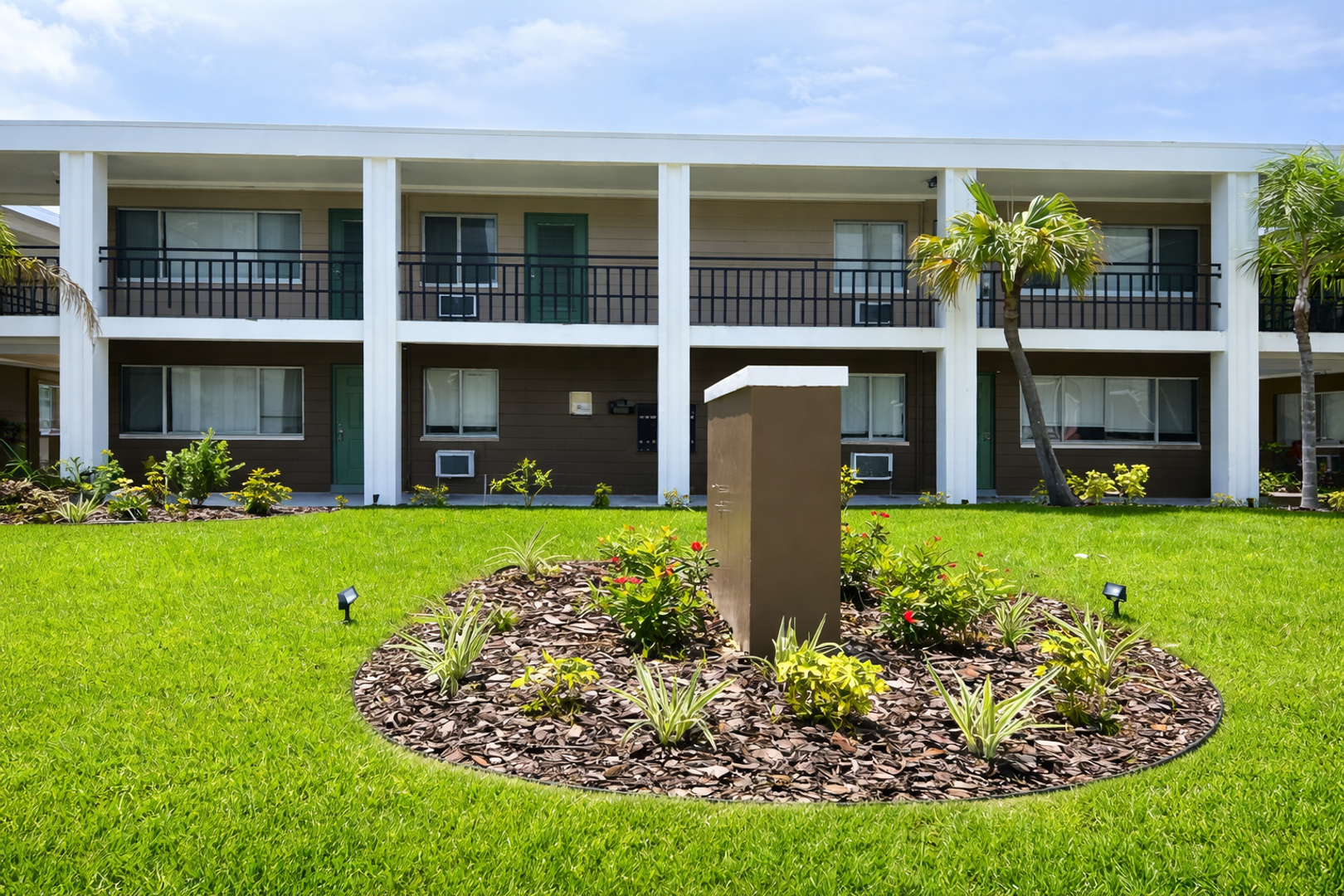 St. Petersburg Apartment: 2729 4th Street S