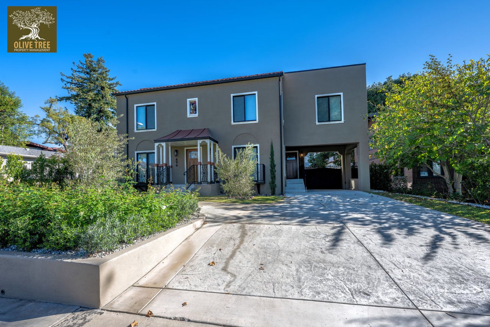 Pasadena Apartment: 494 S. Marengo Ave.