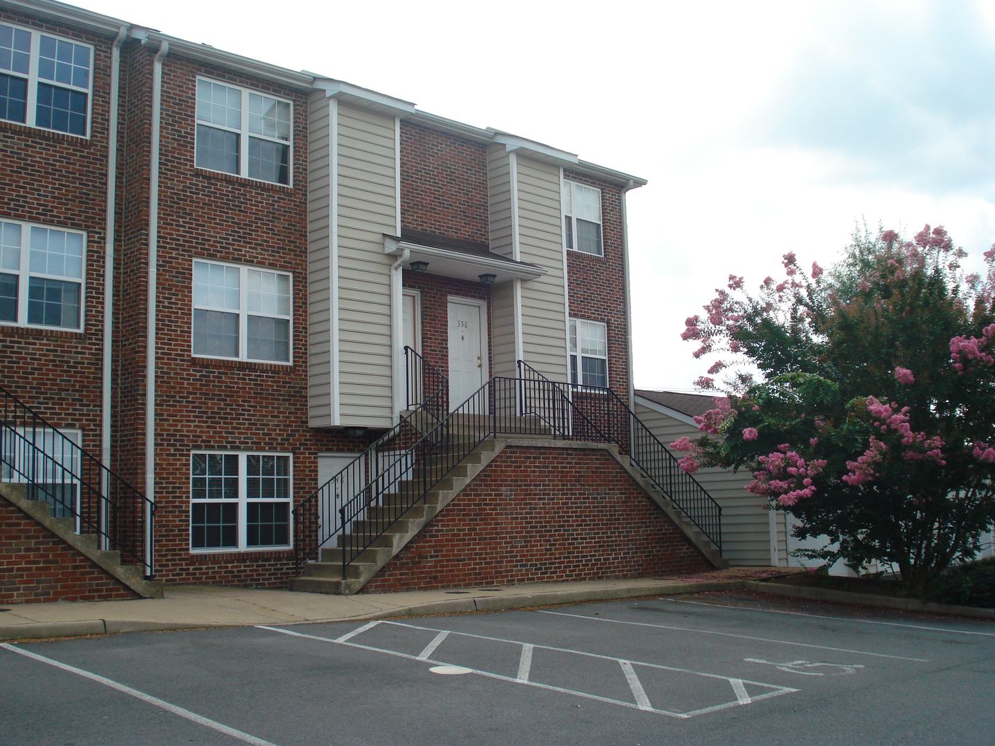 Culpeper Apartment: Southridge Parkway
