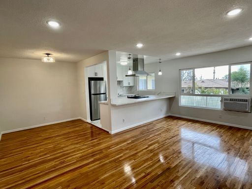 Newly Renovated 2 Bed 2 Bath in Prime West Hollywood – photo 1