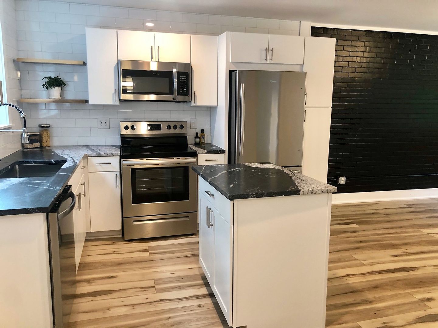 Chapel Hill Apartment: 408 Hillsborough