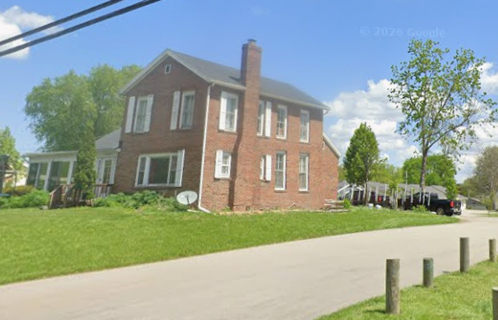 Fort Wayne Apartment: 15022-15024 Lima Rd.