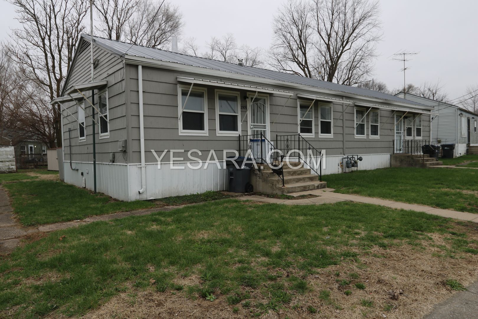 Burlington Apartment: 2909 - 2911 Market St