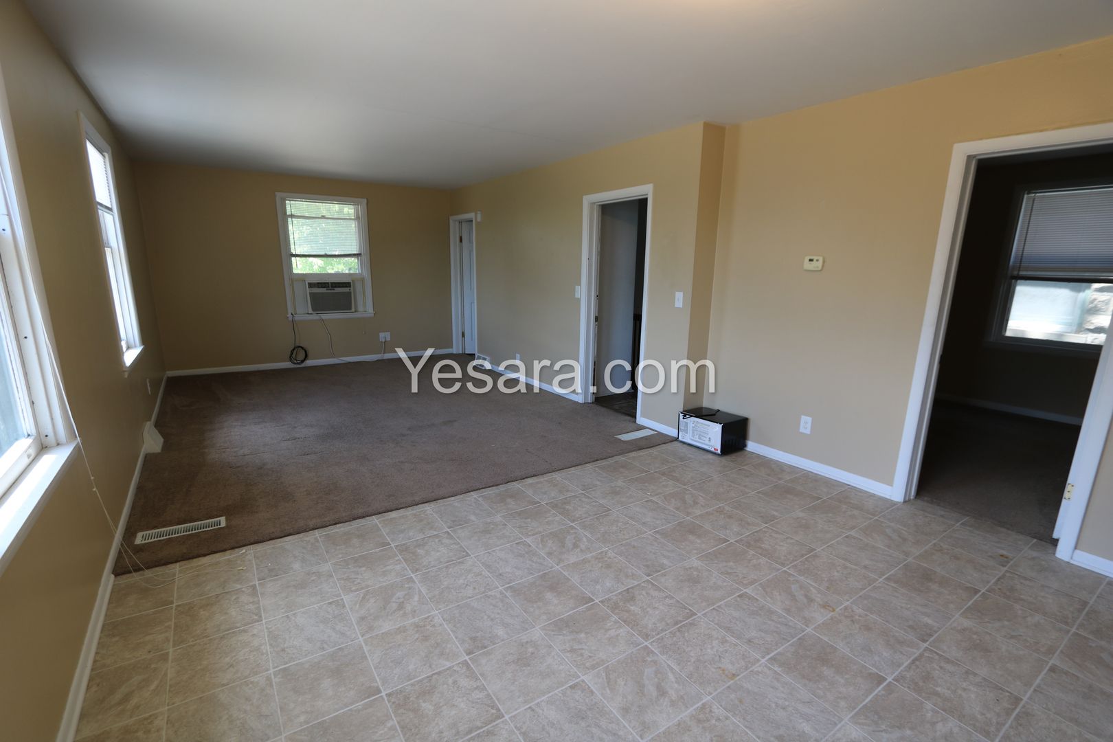 Burlington Apartment: 900 and 902 N 4th St