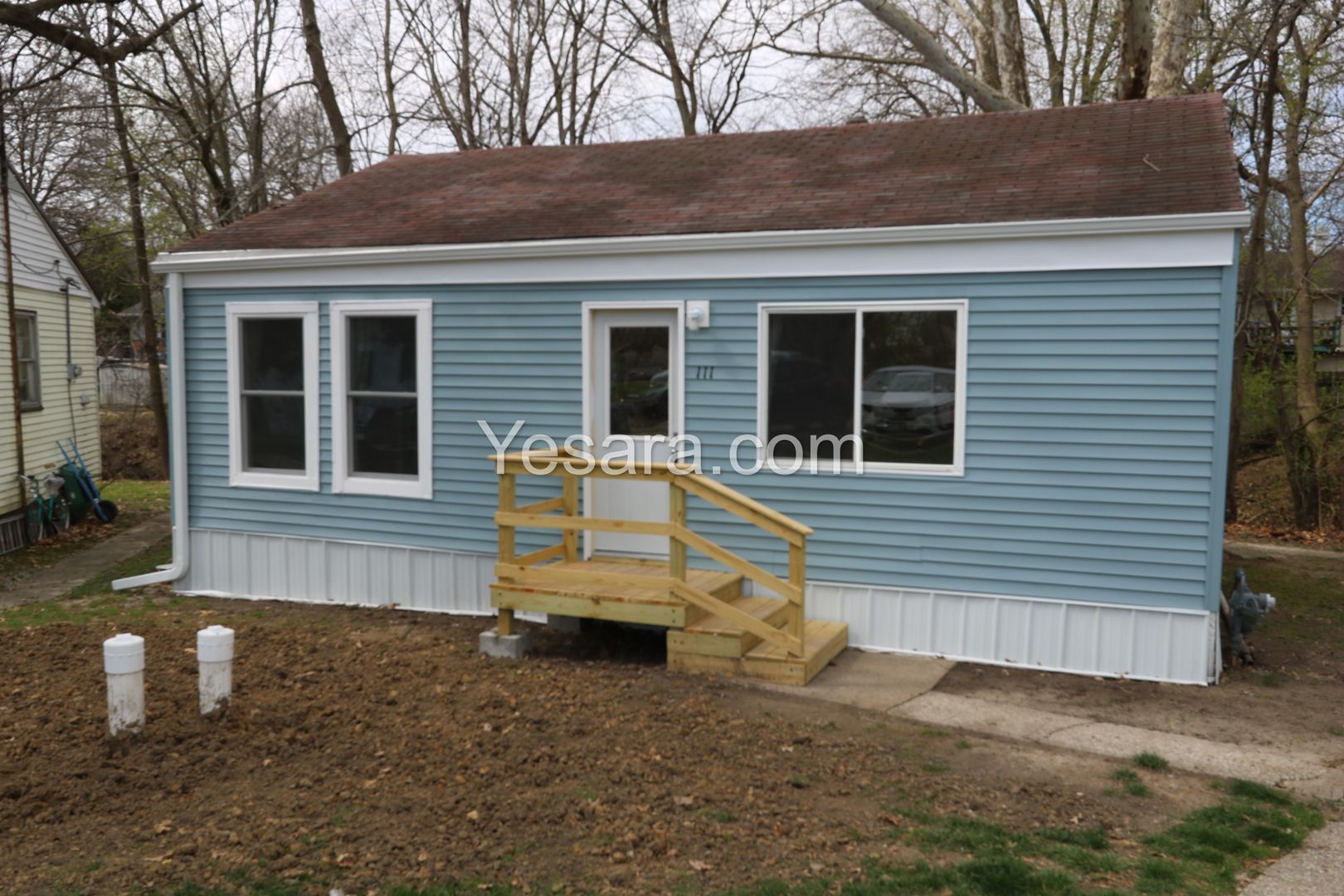 Burlington House: 111 Belmont Ct