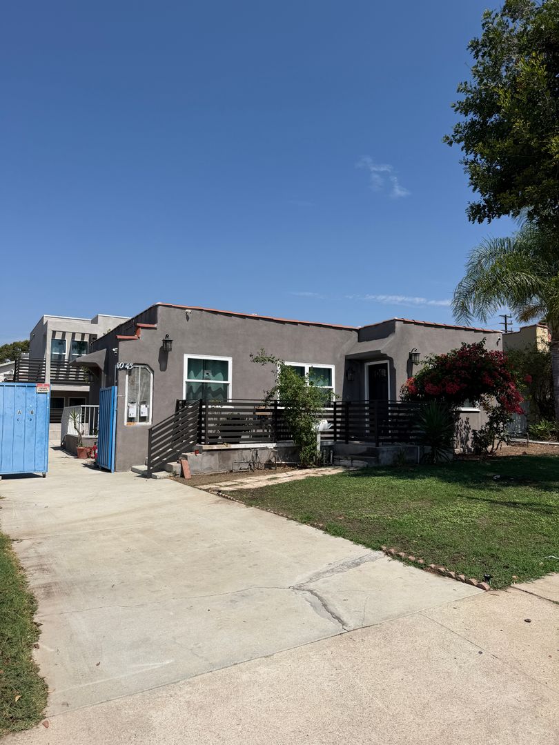 Glendale Apartment: 1045 Sonora Ave