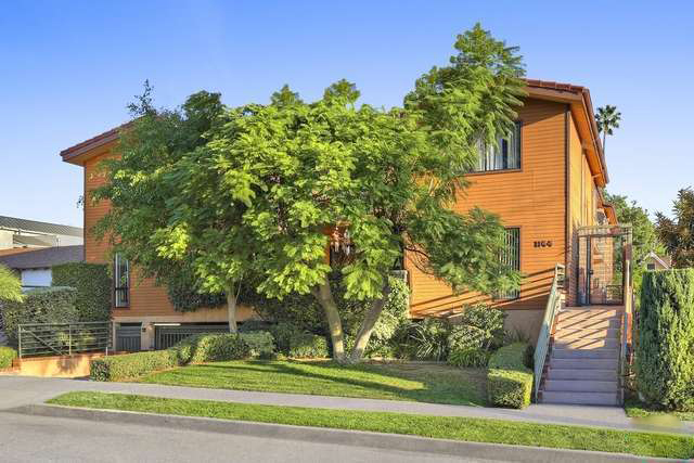 Glendale Apartment: 1144 1-4, 1148 5-8 Rosedale Ave