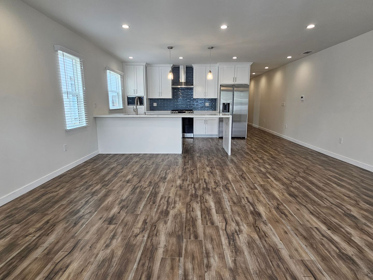 Glendale Apartment: 1416-1418 E. Windsor Rd.