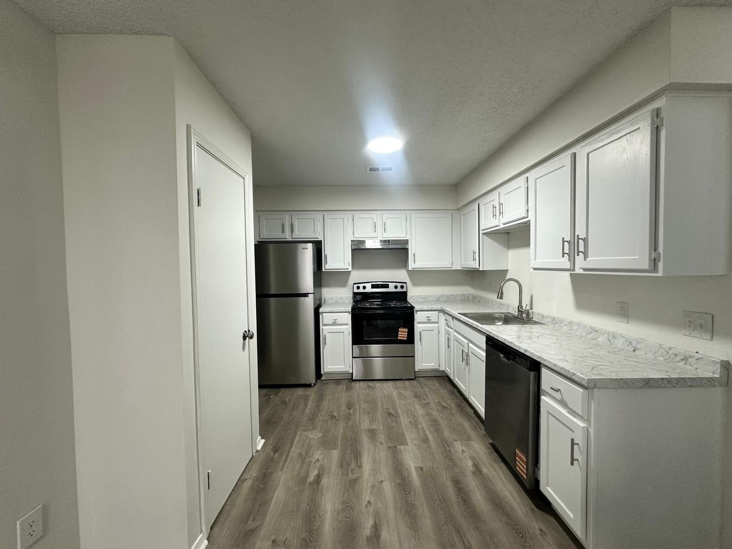 Hot Springs Apartment: 410 Oakwood Avenue