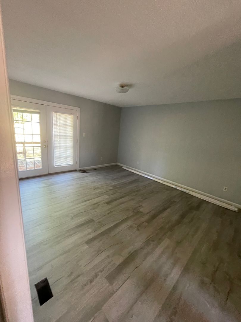 506 Pickett Street