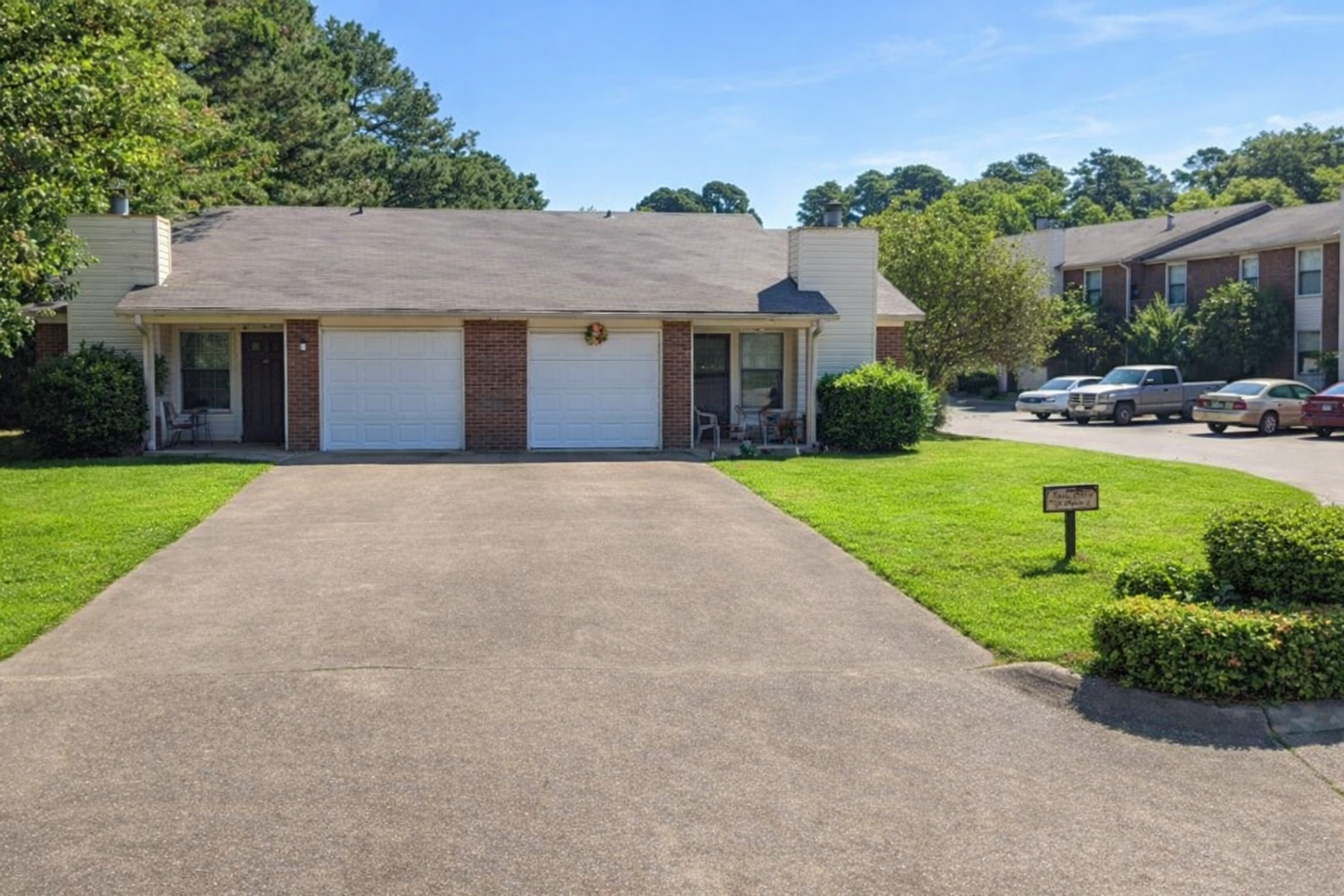 Hot Springs Apartment: 410 Oakwood Avenue