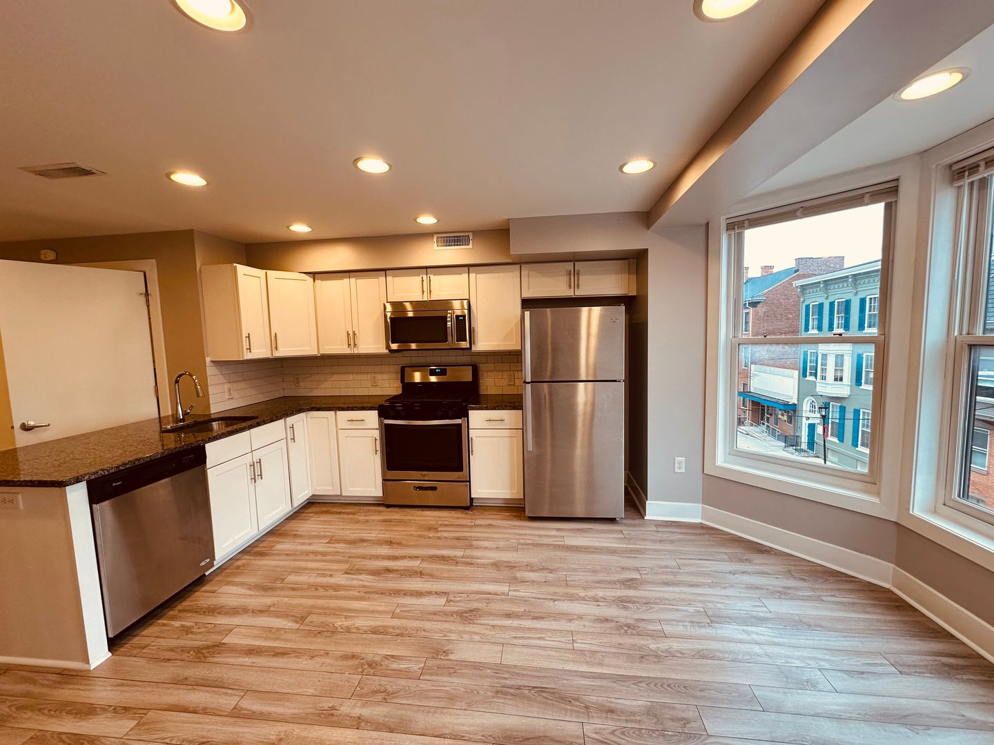 York Apartment: 46 S Duke St