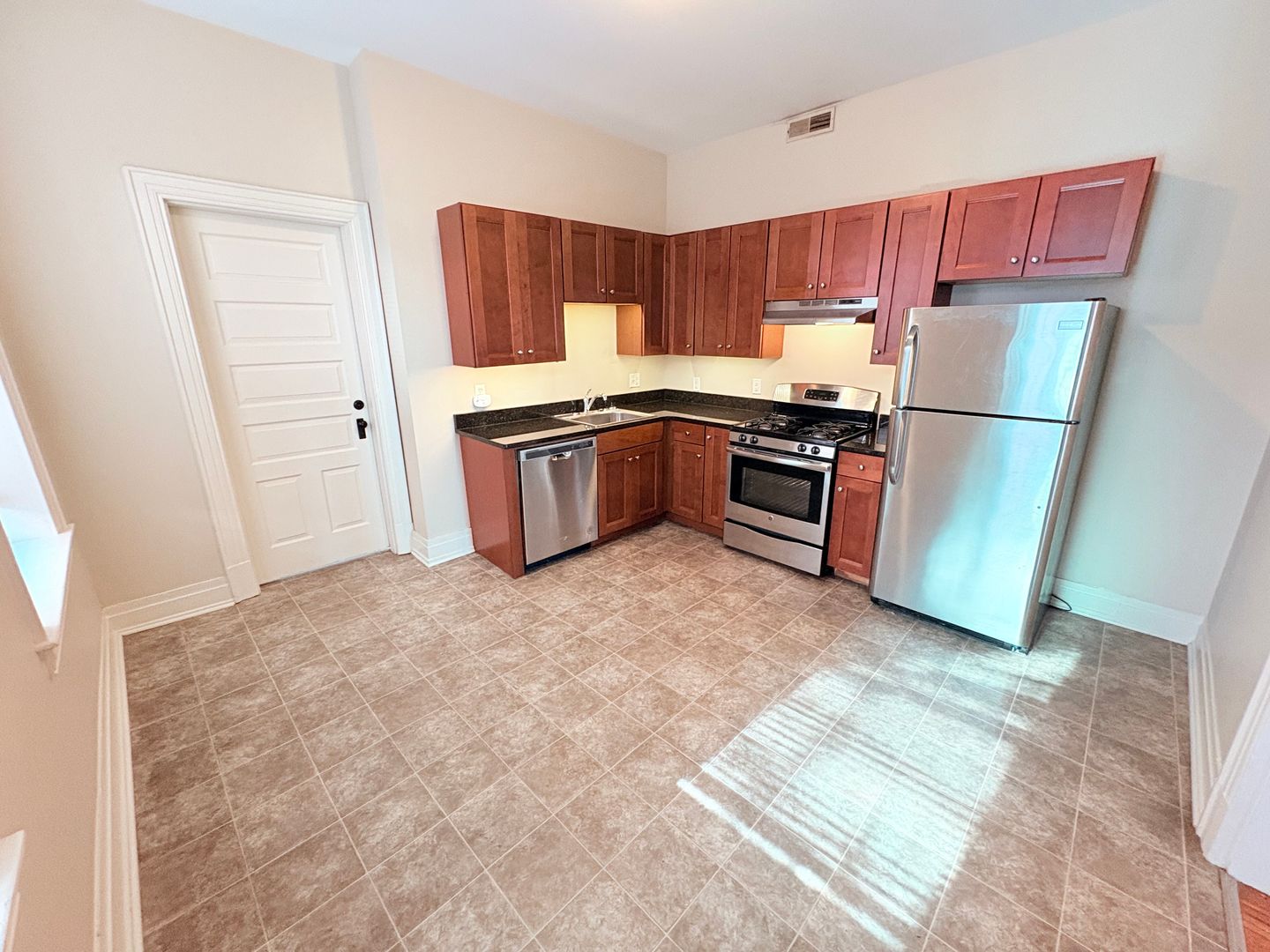 York Apartment: 25 N Beaver Street