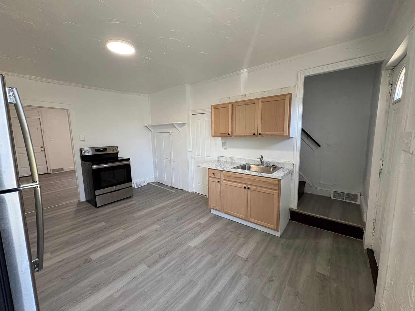 York House: 219 S Hartley Street