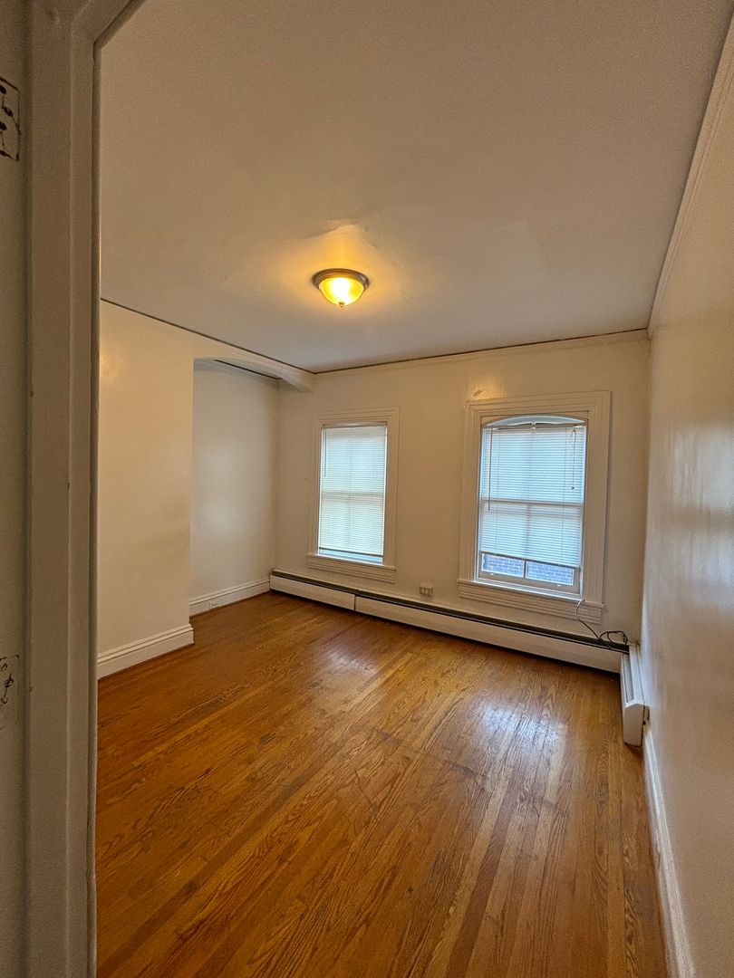 York Apartment: 123 E Market Street