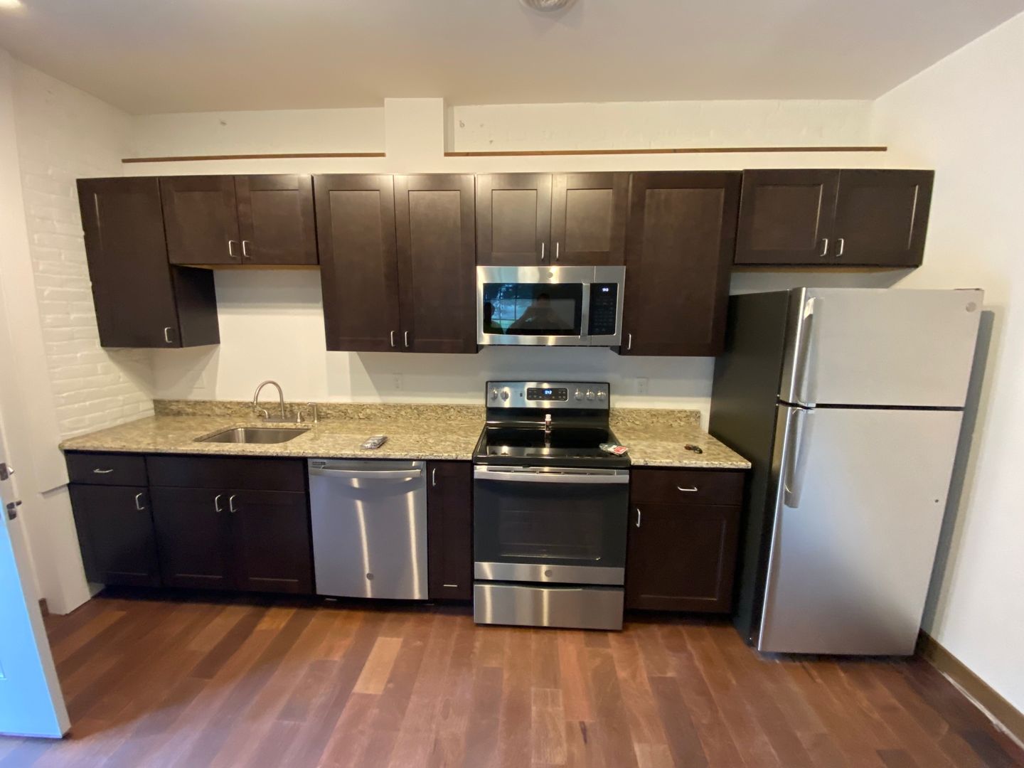 York Apartment: 231 W College Ave