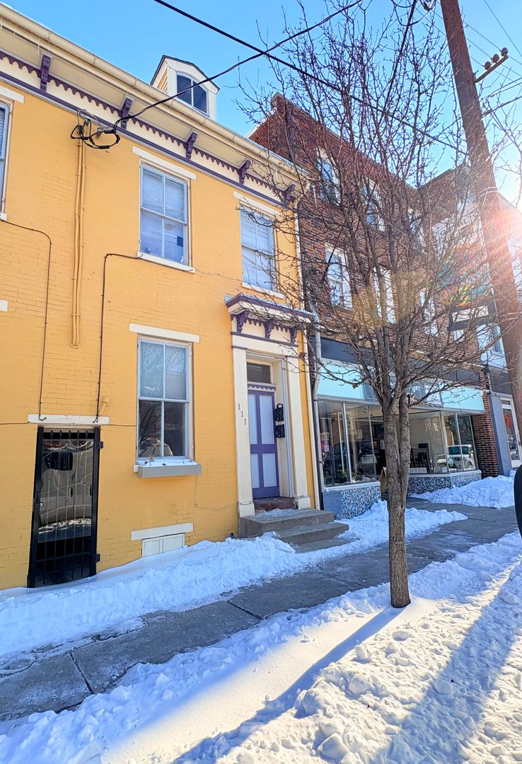 York Apartment: 111 S Duke Street