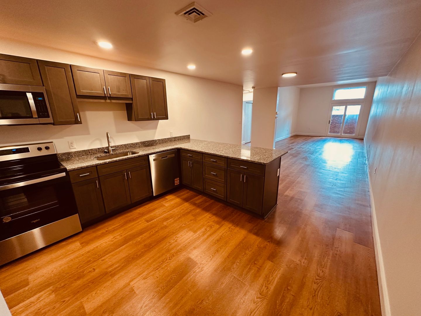 York Apartment: 40 Grant Street - Unit 18