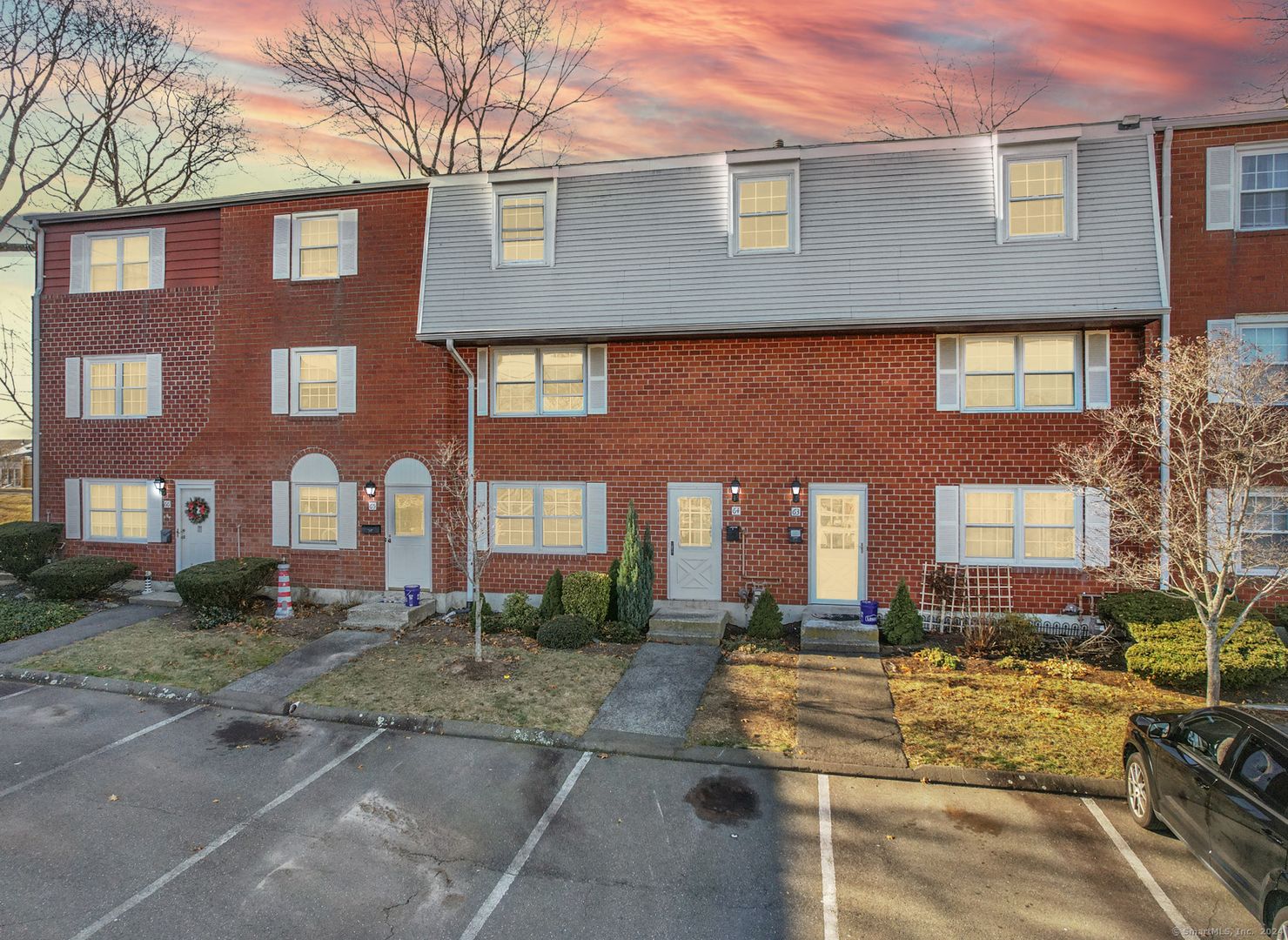 West Haven House: 64 Savin Park