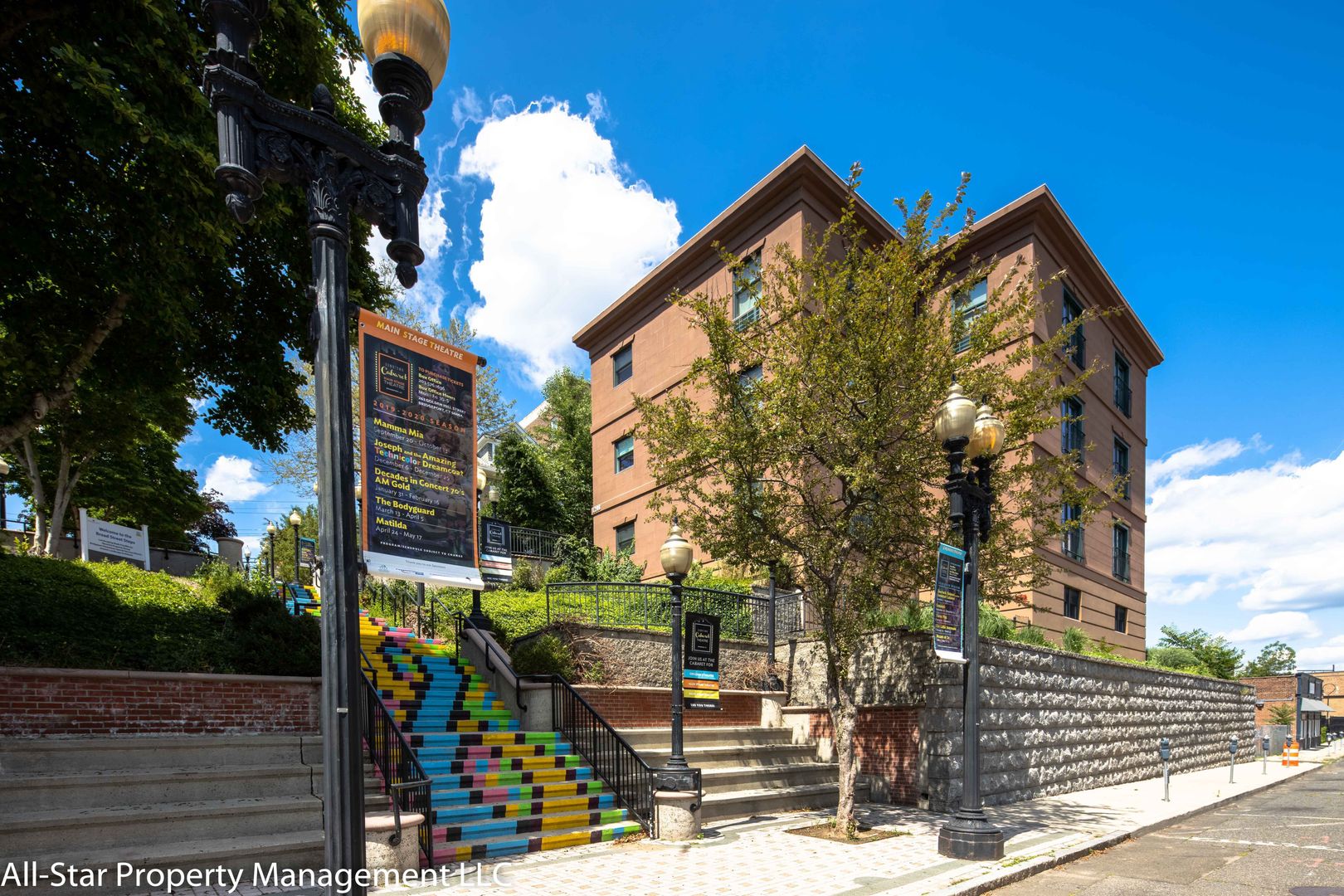 Bridgeport Apartment: 1208 Broad Street