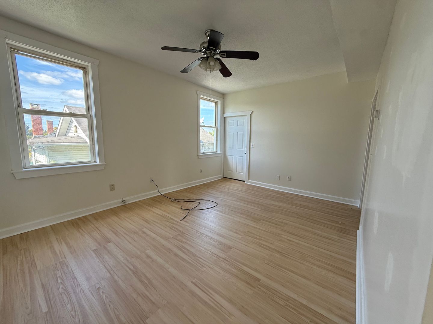 middletown Apartment: 33 saybrook rd