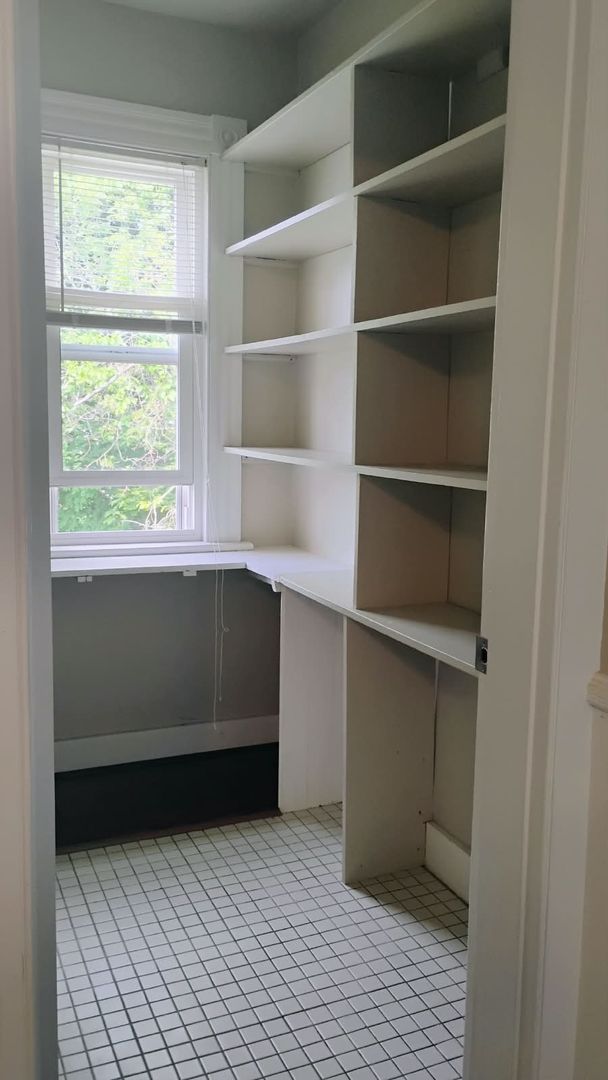 Shelton Apartment: 43 Congress Ave 19-21 Perry Hill Rd