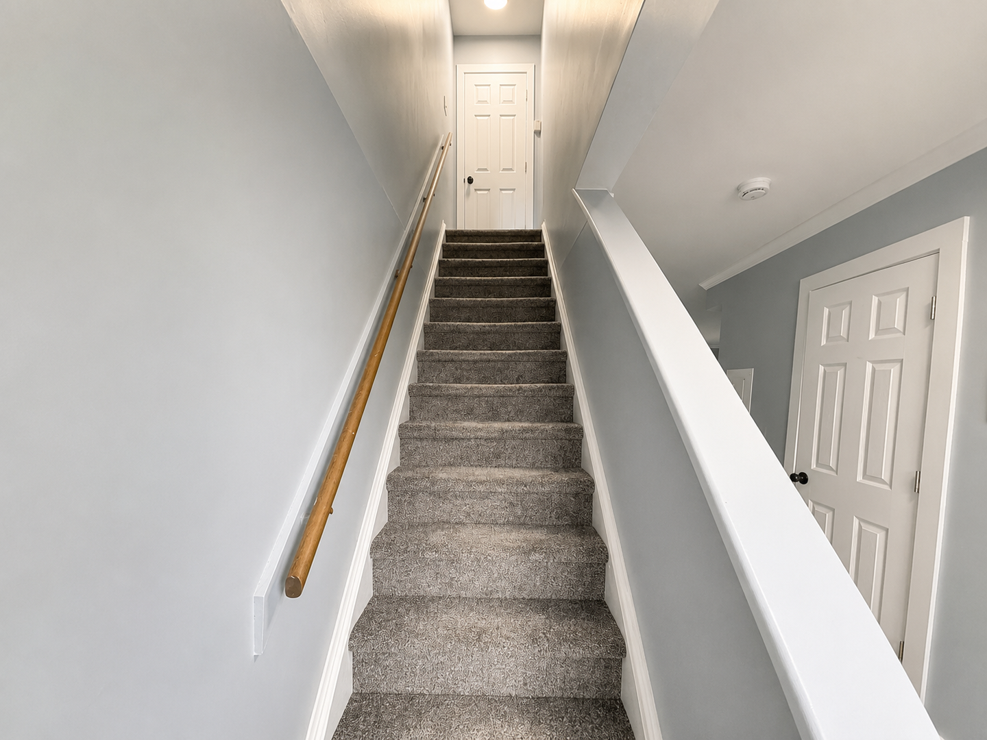 New Haven Apartment: 258 Fairmont Ave