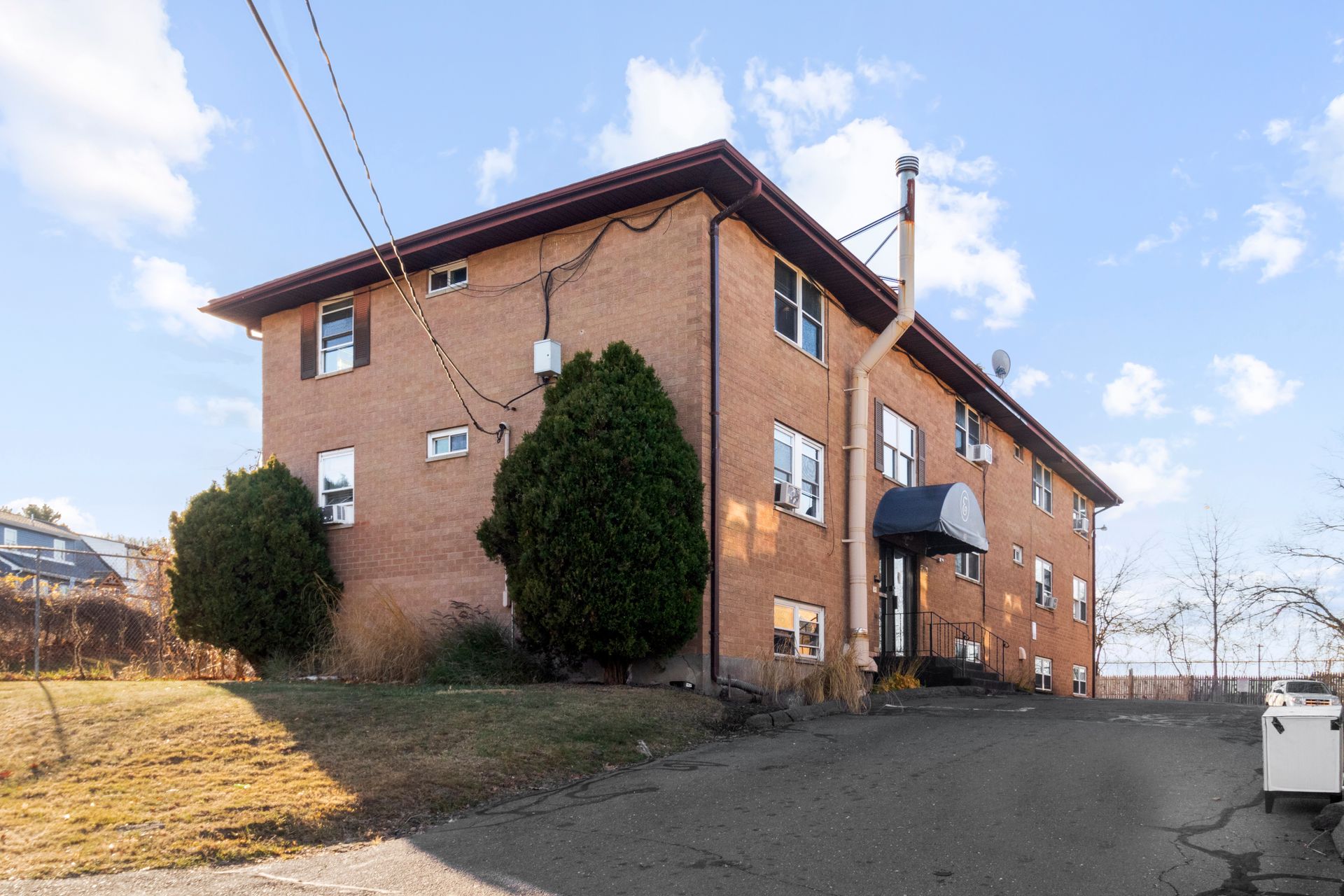 New Britain Apartment: 15-45 Elam St