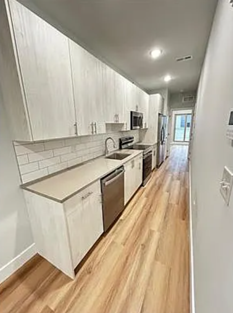 Philadelphia Apartment: 3259 N 13th St