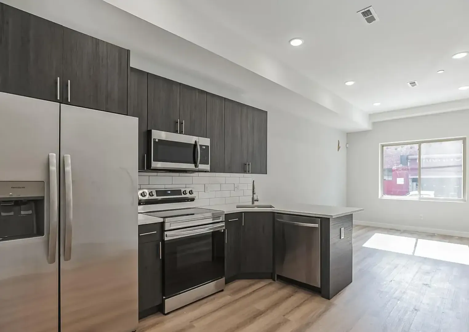 Philadelphia Apartment: 2222 N 7th St