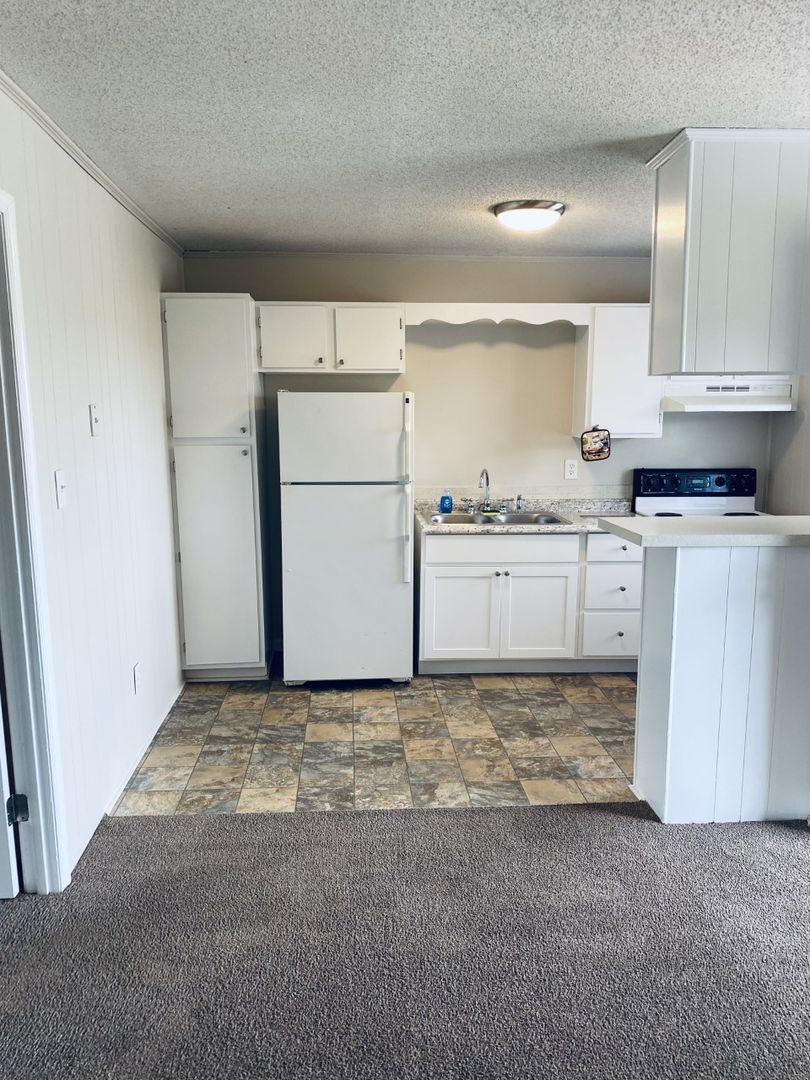 Winston Salem Apartment: 3610 Baden Rd