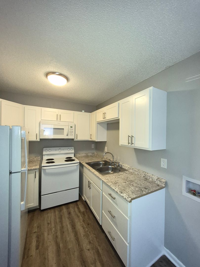 Winston Salem Apartment: 3610 Baden Rd