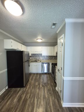 Receive an additional $1000 off on select units!!!! Hurry—limited supply available!