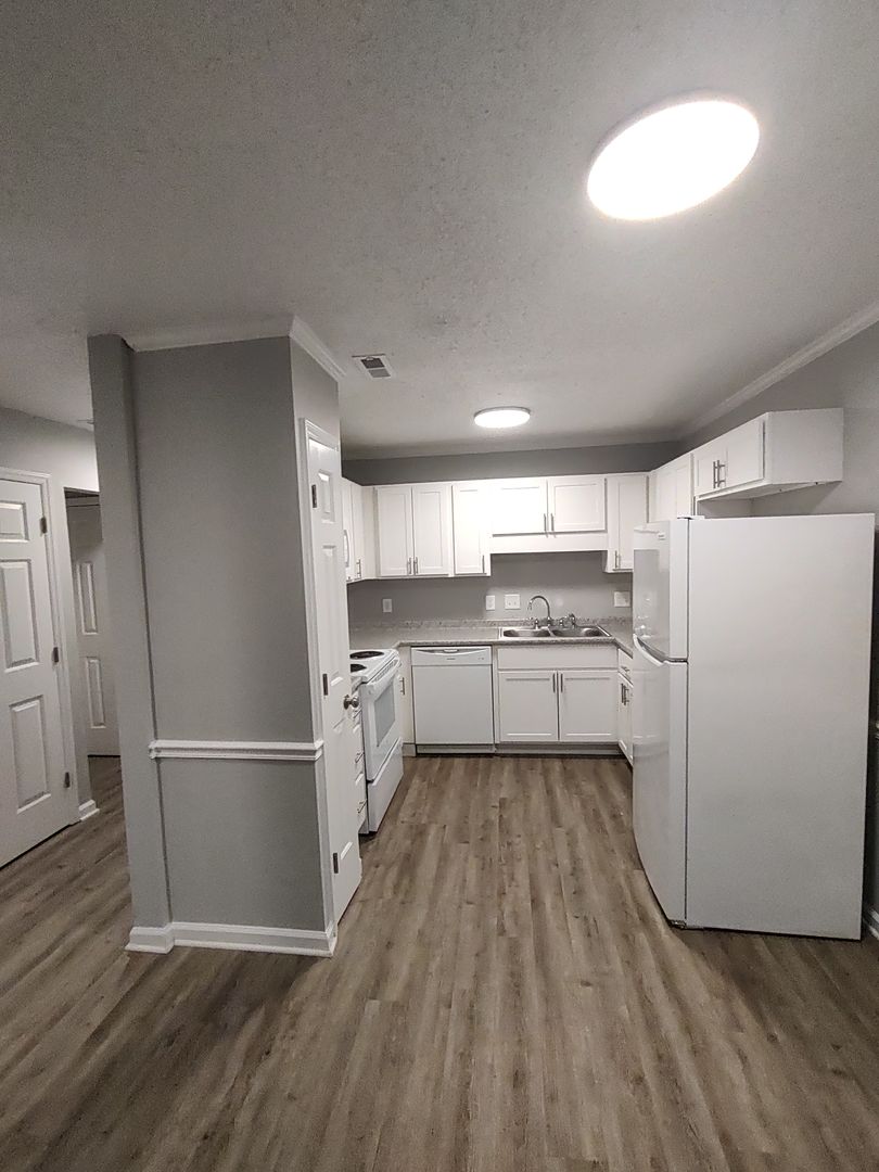 Lewisville Apartment: 1101 Brookway West Dr