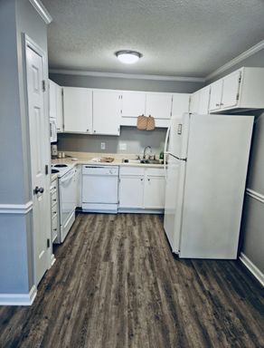 Receive an additional $1000 off on select units!!!! Hurry—limited supply available!