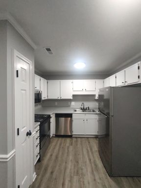 Receive an additional $1000 off on select units!!!! Hurry—limited supply available!
