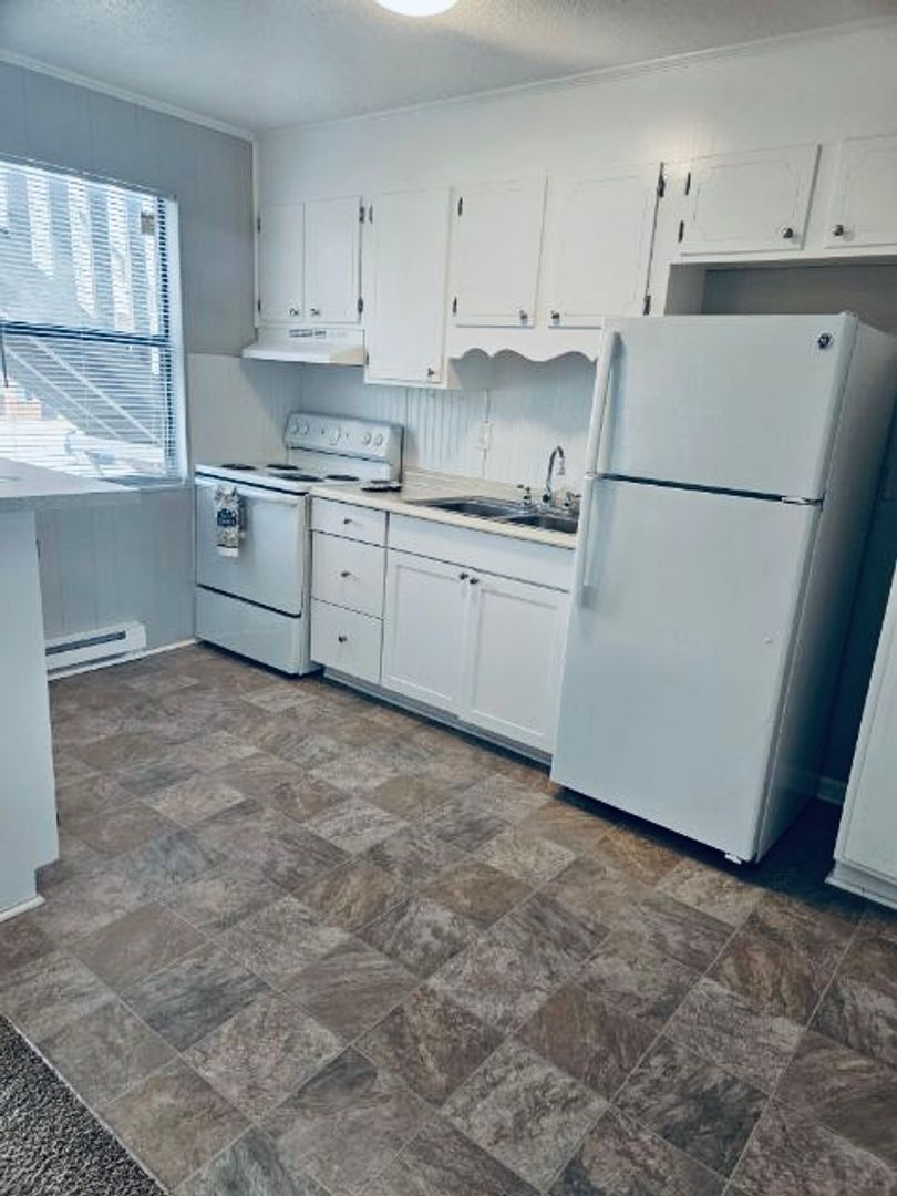 Winston Salem Apartment: 3610 Baden Rd