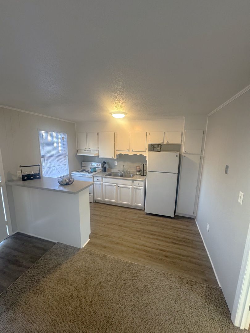 Winston Salem Apartment: 3610 Baden Rd