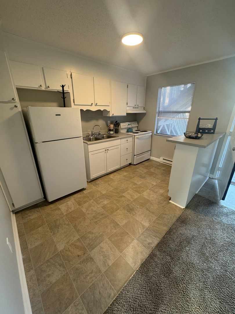 Winston Salem Apartment: 3610 Baden Rd
