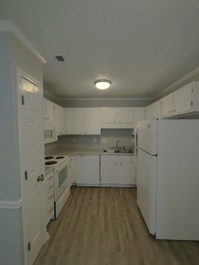 Receive an additional $1000 off on select units!!!! Hurry—limited supply available!